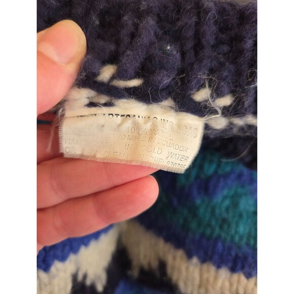 Mens Hand knit Wool Sweater Blue White Geometric Chunky Equador L Blike core - Picture 4 of 9